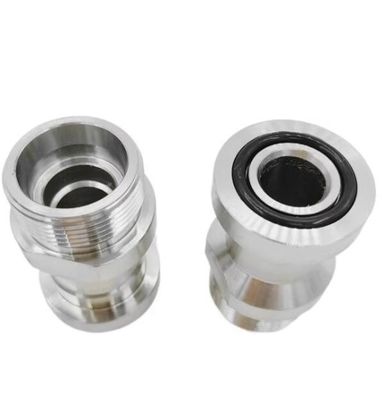 Männliche Verbindung Metrischer Bisstyp SAE Flansche 3000 Psi Adapter mit rundem Kopf